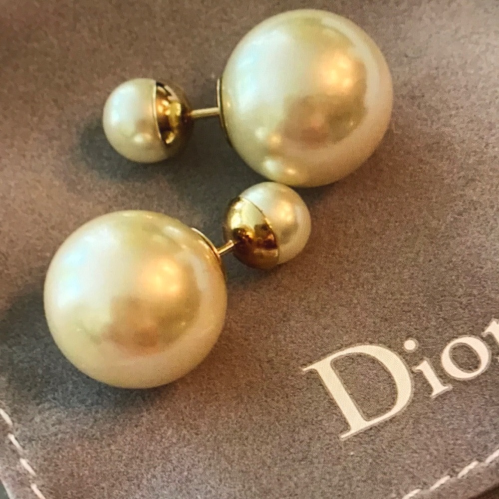 Dior mise pearl Earrings
